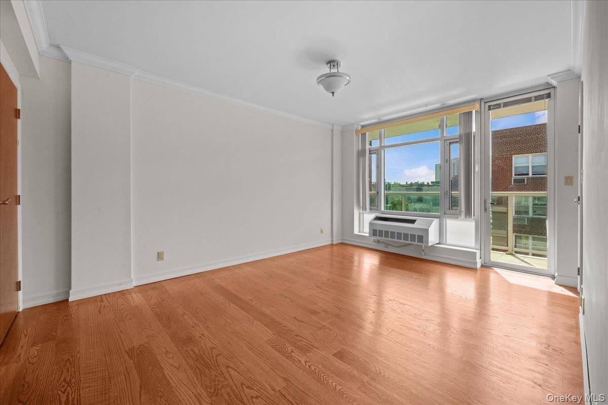 3511 Cambridge Avenue 6B