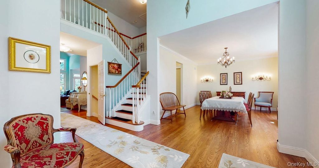 Photo of 17 Tappanwood Drive, Locust Valley, NY 11560 (MLS # 1001603)