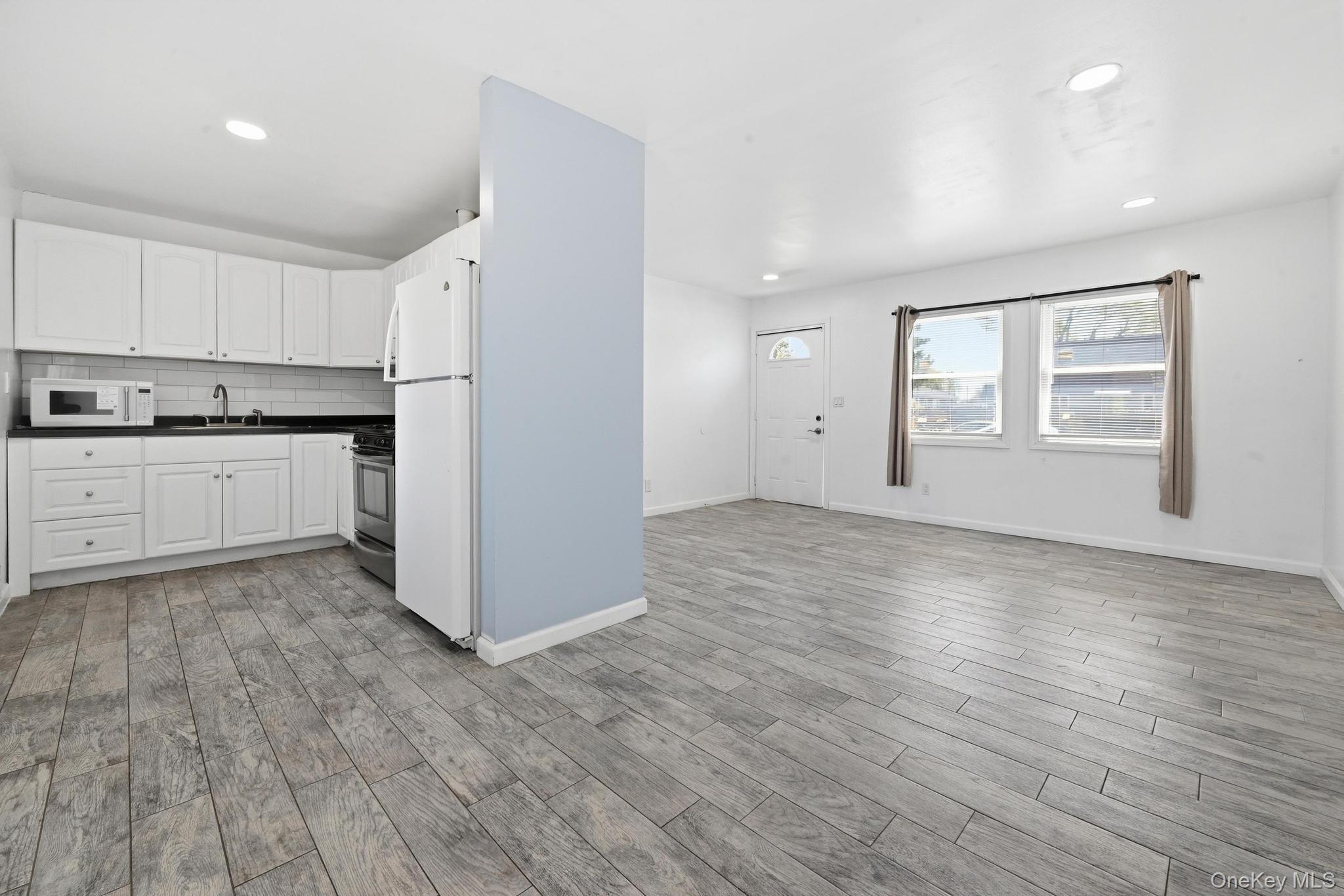 25 Montgomery Street