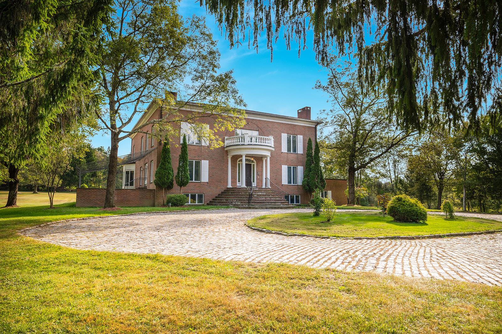 Property for Sale at N Quaker Hill Road, Pawling, New York - Bedrooms: 5 
Bathrooms: 8 
Rooms: 15  - $1,500,000