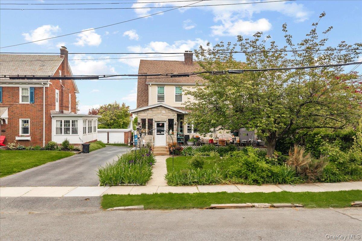 27 Faneuil Place