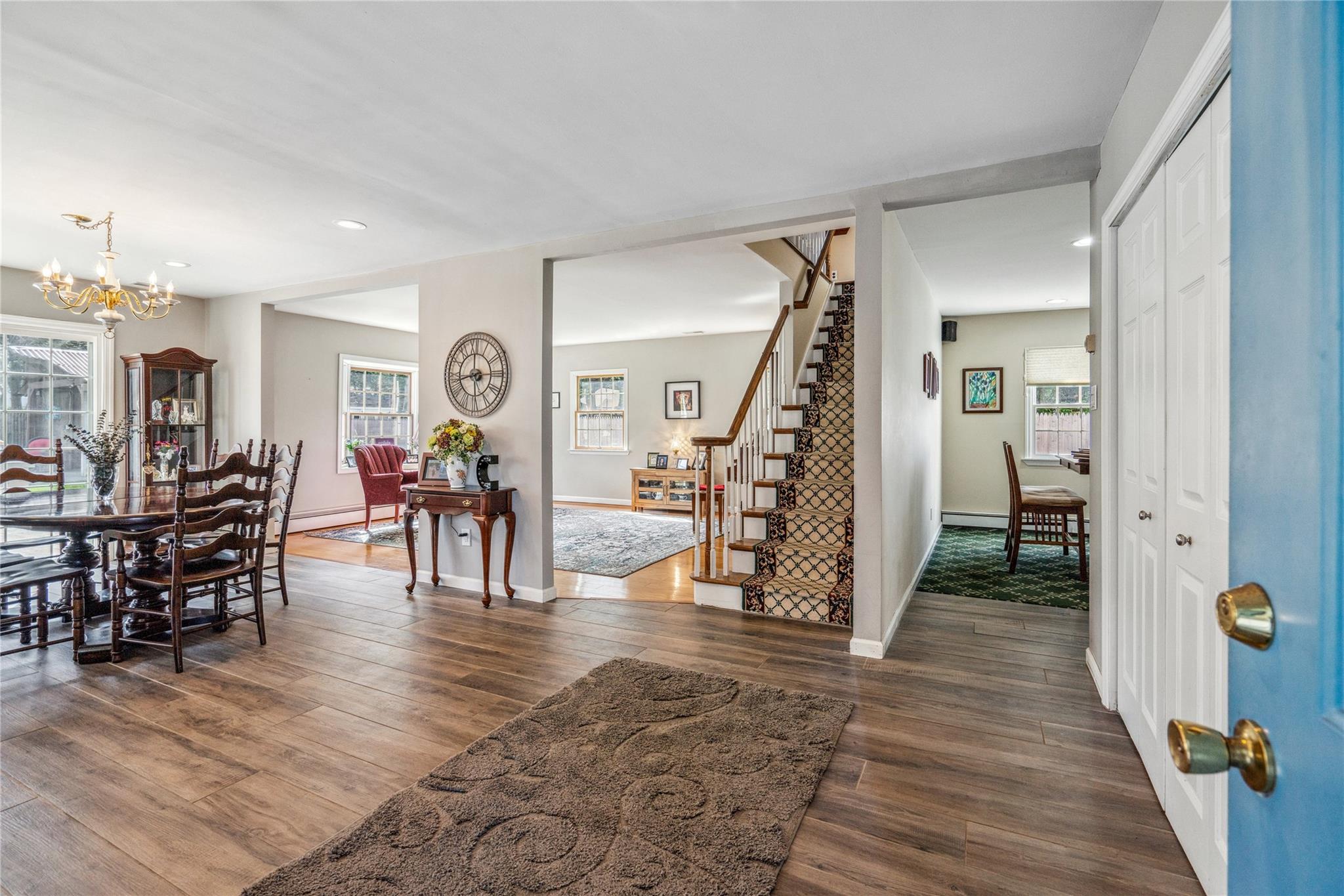 17 Redwood Lane, South Setauket, Florida image 5