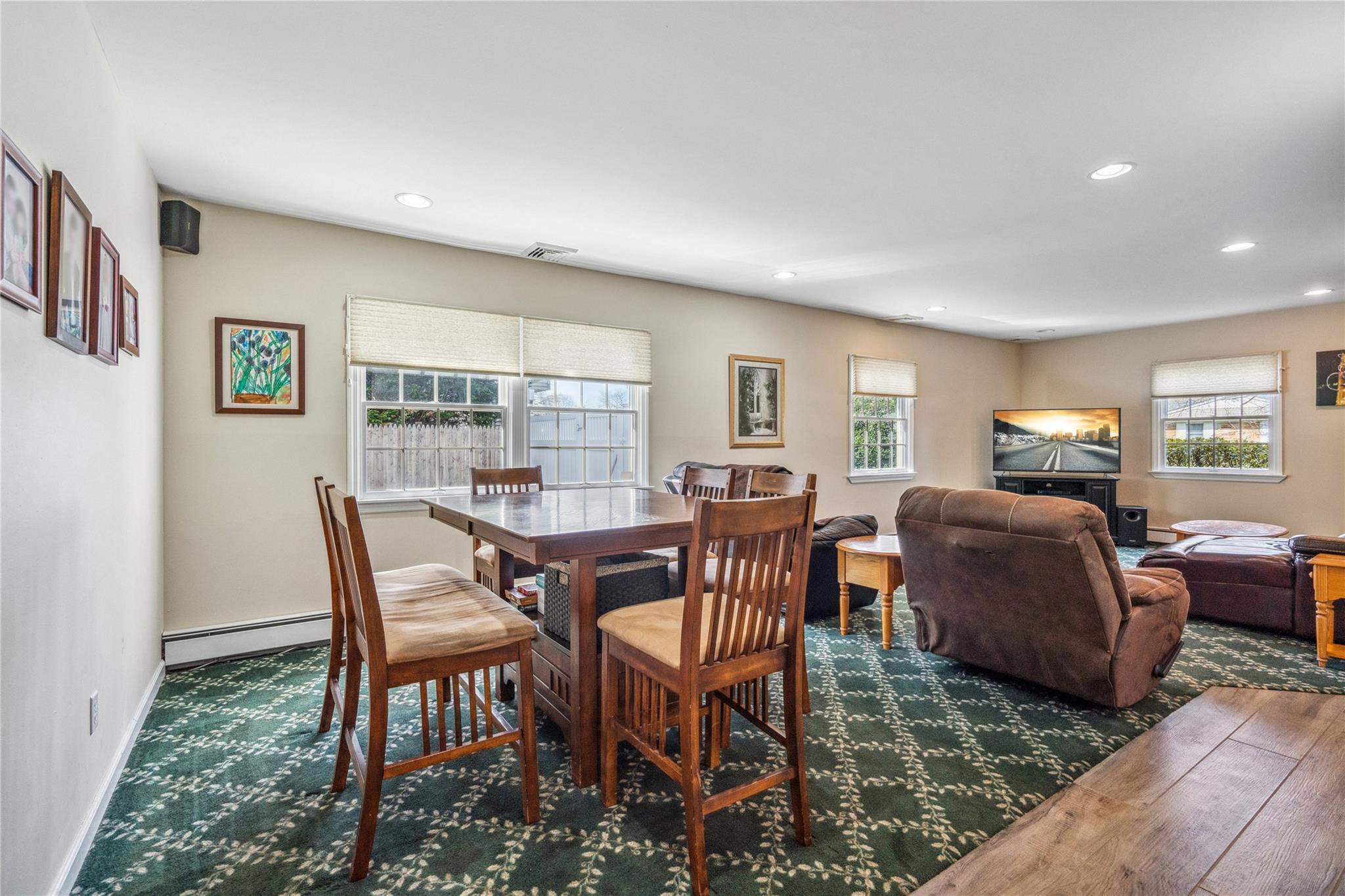 17 Redwood Lane, South Setauket, Florida image 20