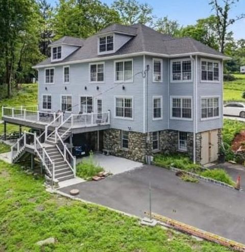 Apartment For Sale - 556 Lakes Road<br/> Monroe, NY 10950