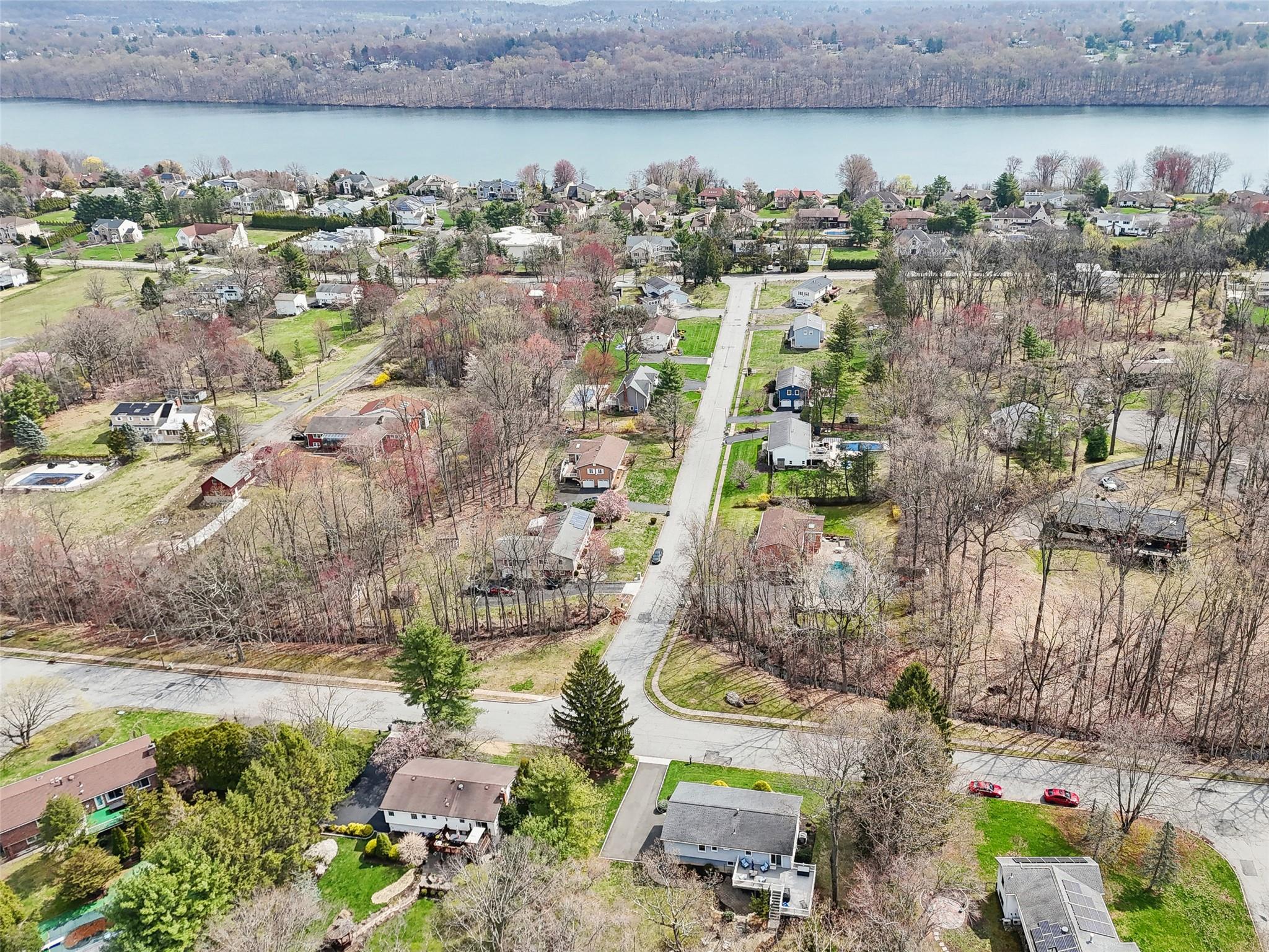 24 Trotters Trail, New City, New York image 40