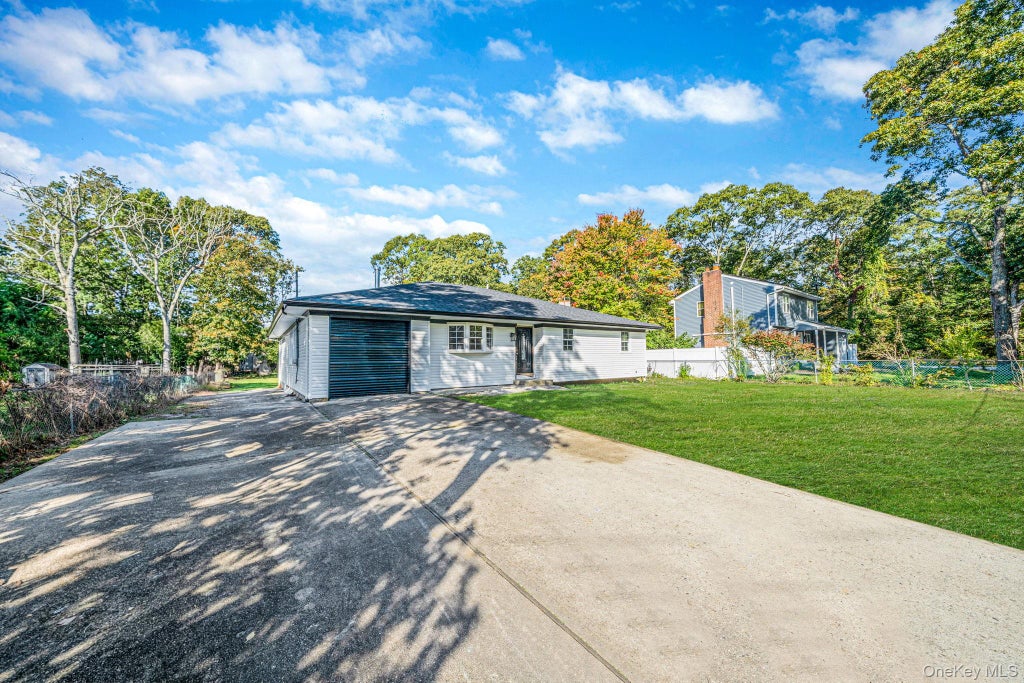 Photo of 6 Dourland Road, Medford, NY 11763 (MLS # 1052629)