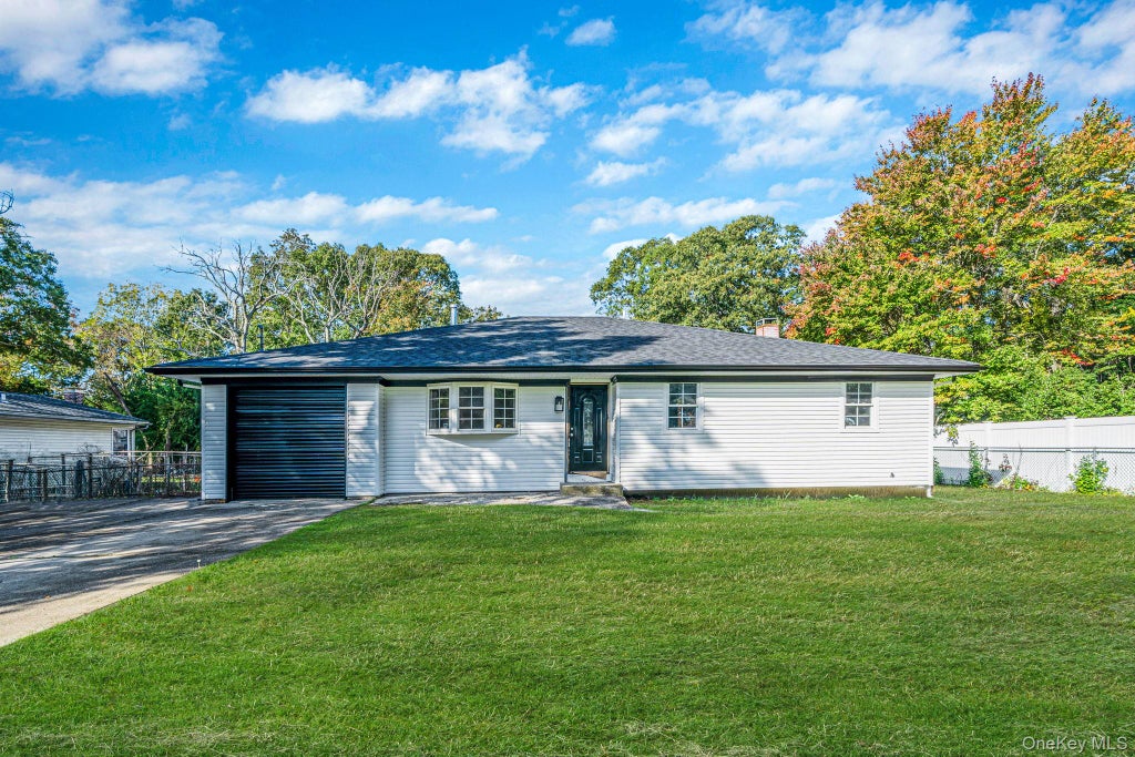 Photo of 6 Dourland Road, Medford, NY 11763 (MLS # 1052629)