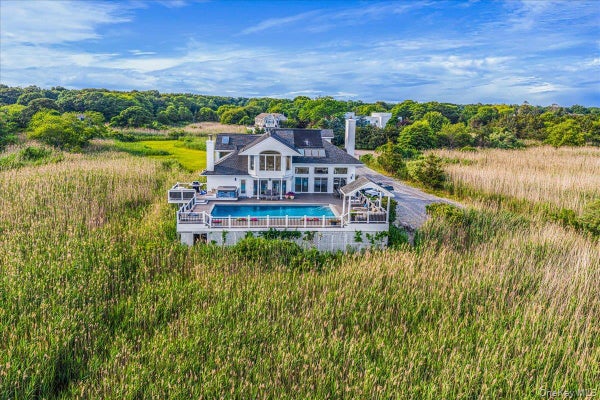 13 BAY MEADOW LN, WESTHAMPTON, NY 11977 - Image 7a3d4174b480bfd2e426dc30a6ff9d5e/2342780773