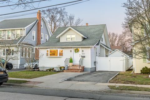 251 Forest Avenue Lynbrook NY 11563