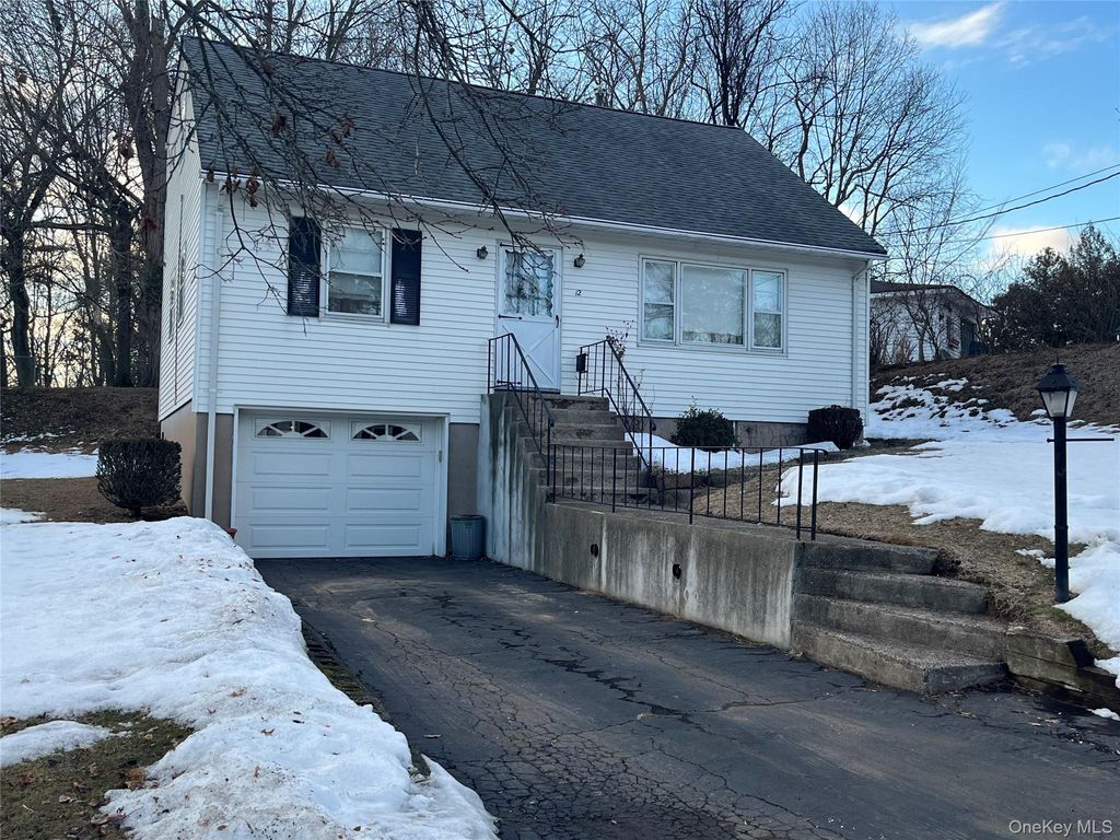 Photo of 12 Jane Street, Tappan, NY 10983 (MLS # 965174)