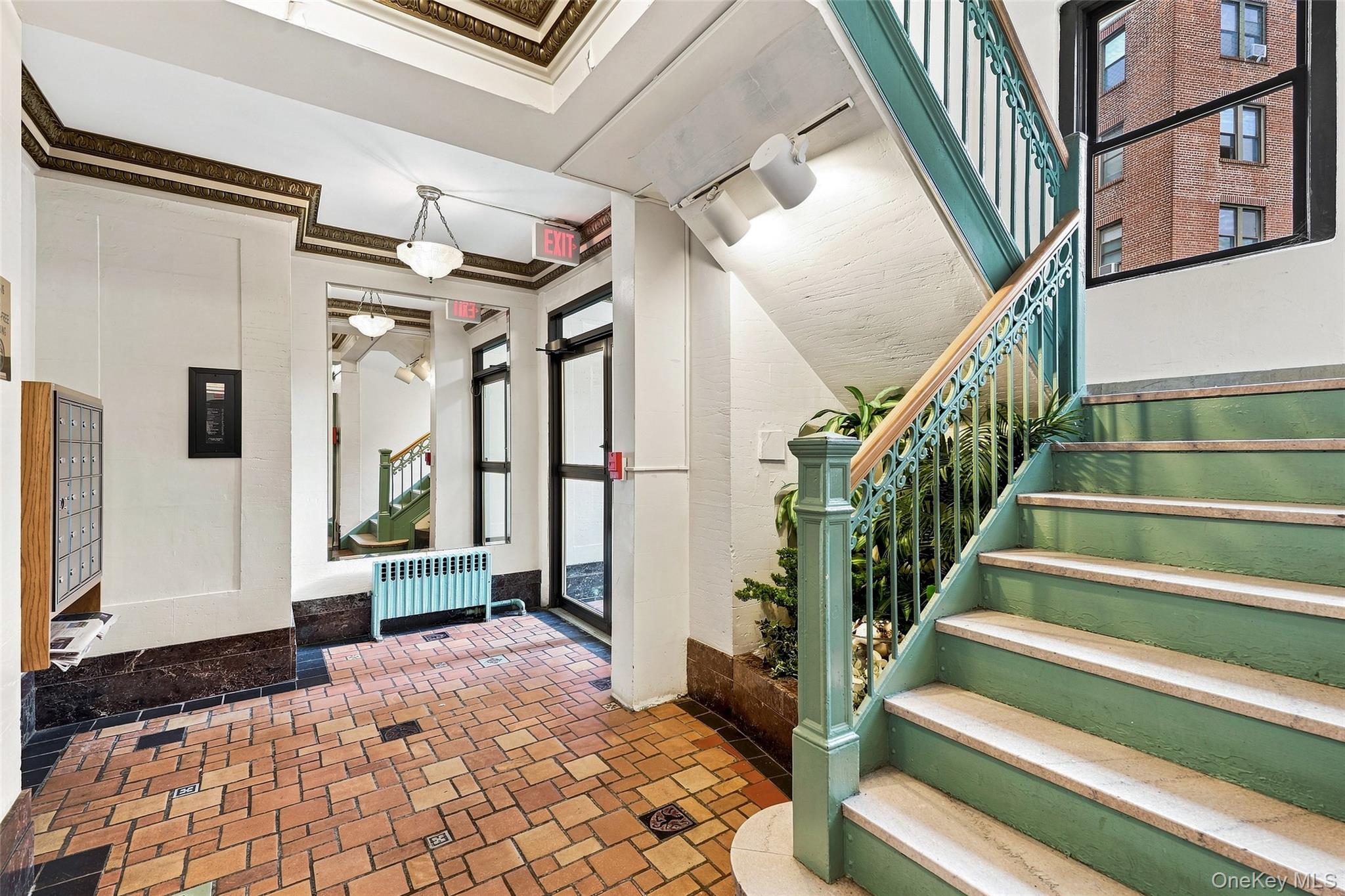 11 Alden Road 5L