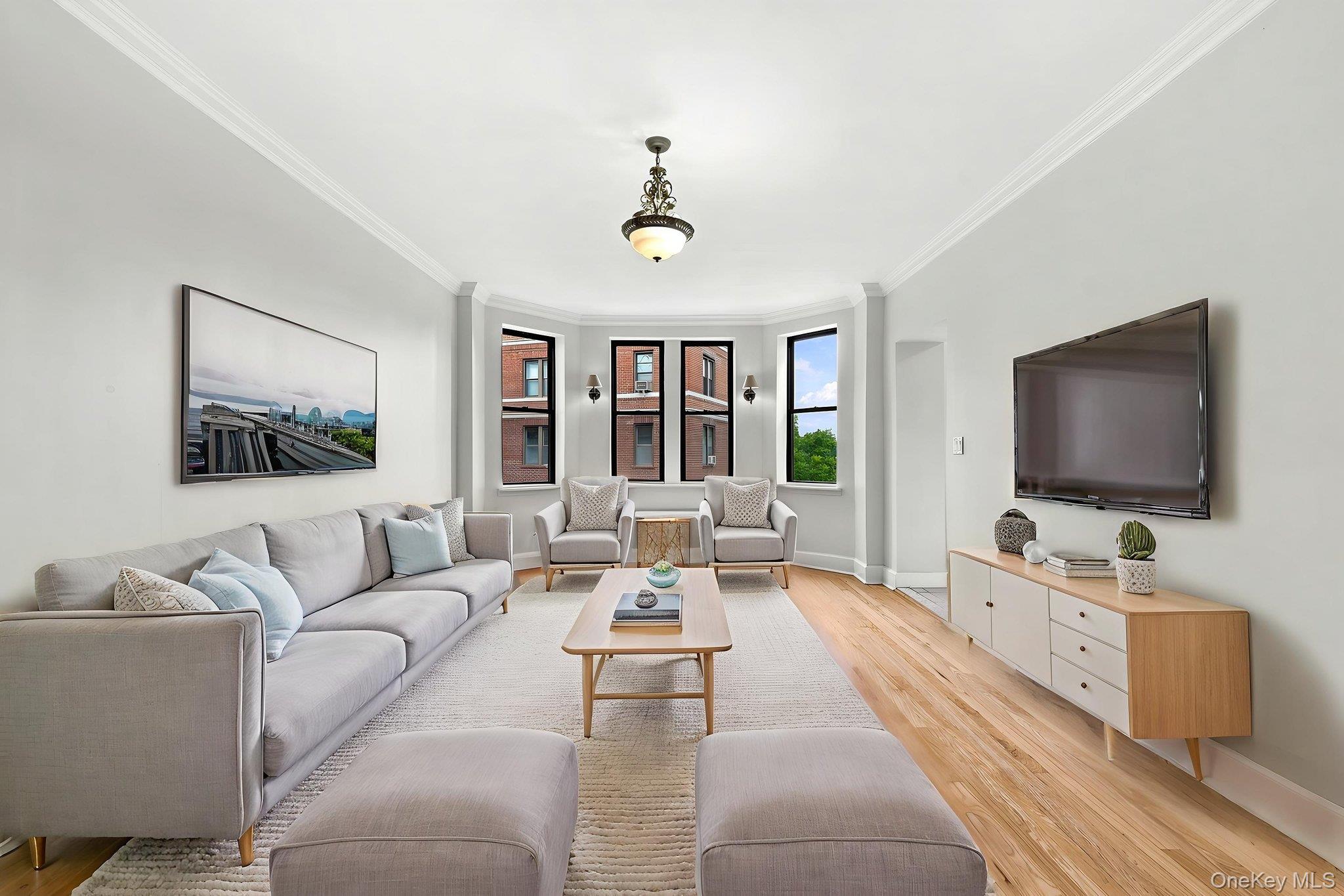 11 Alden Road 5L