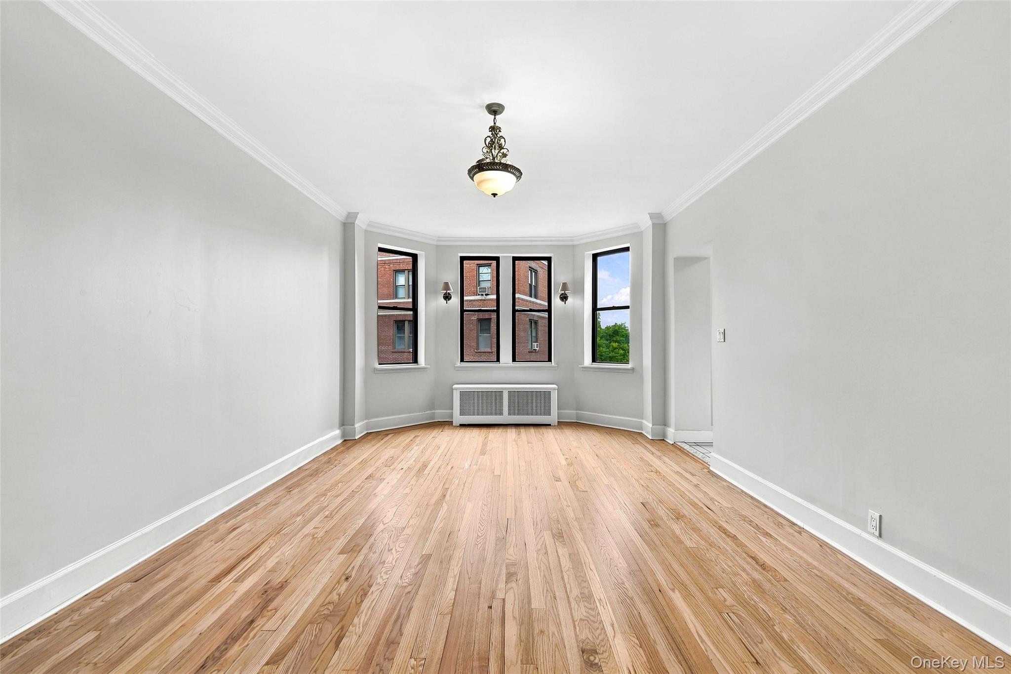 11 Alden Road 5L