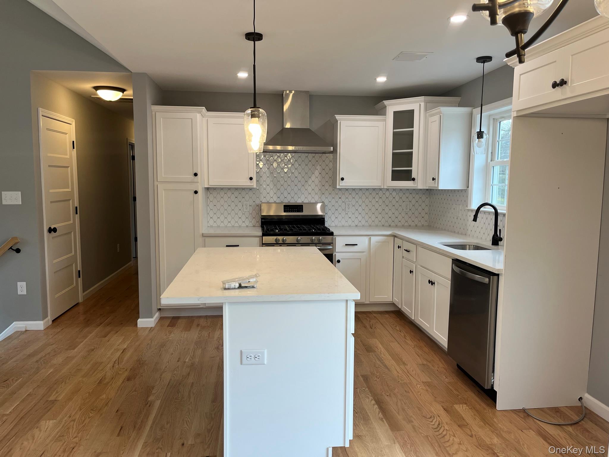 LOT 7 James Place