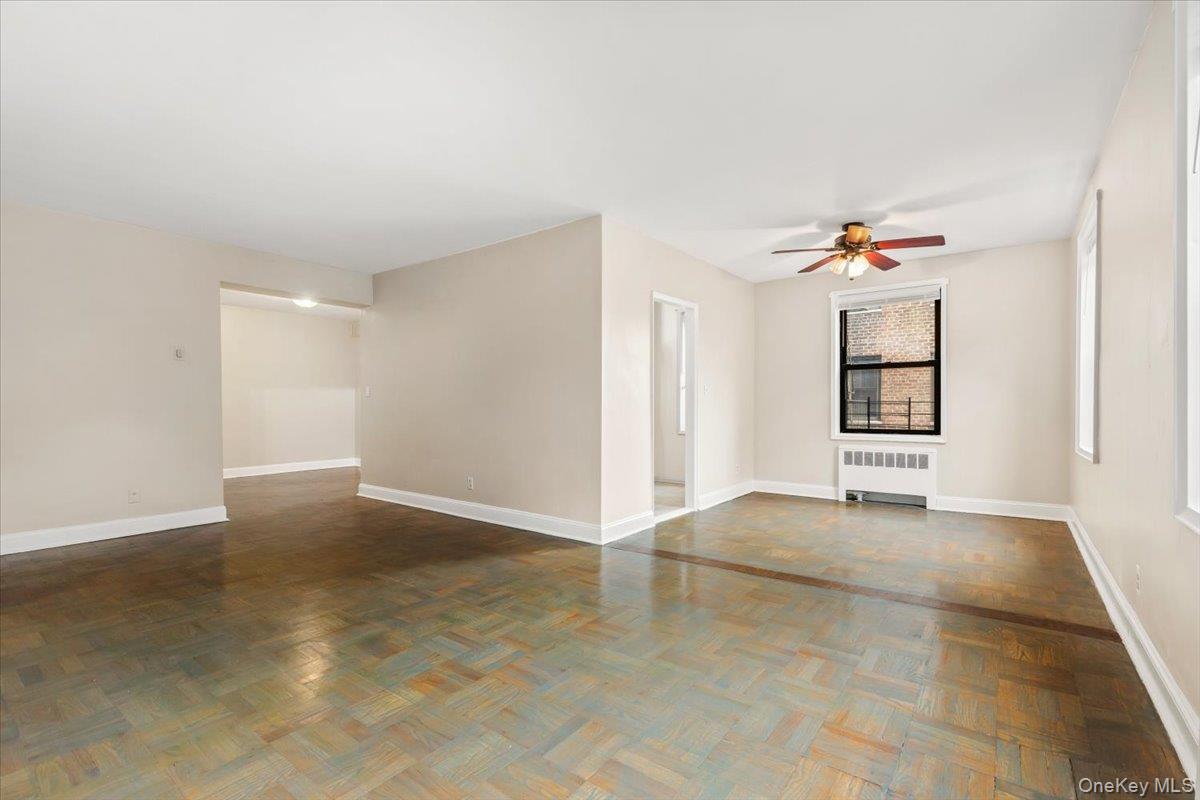16 N Broadway 5C