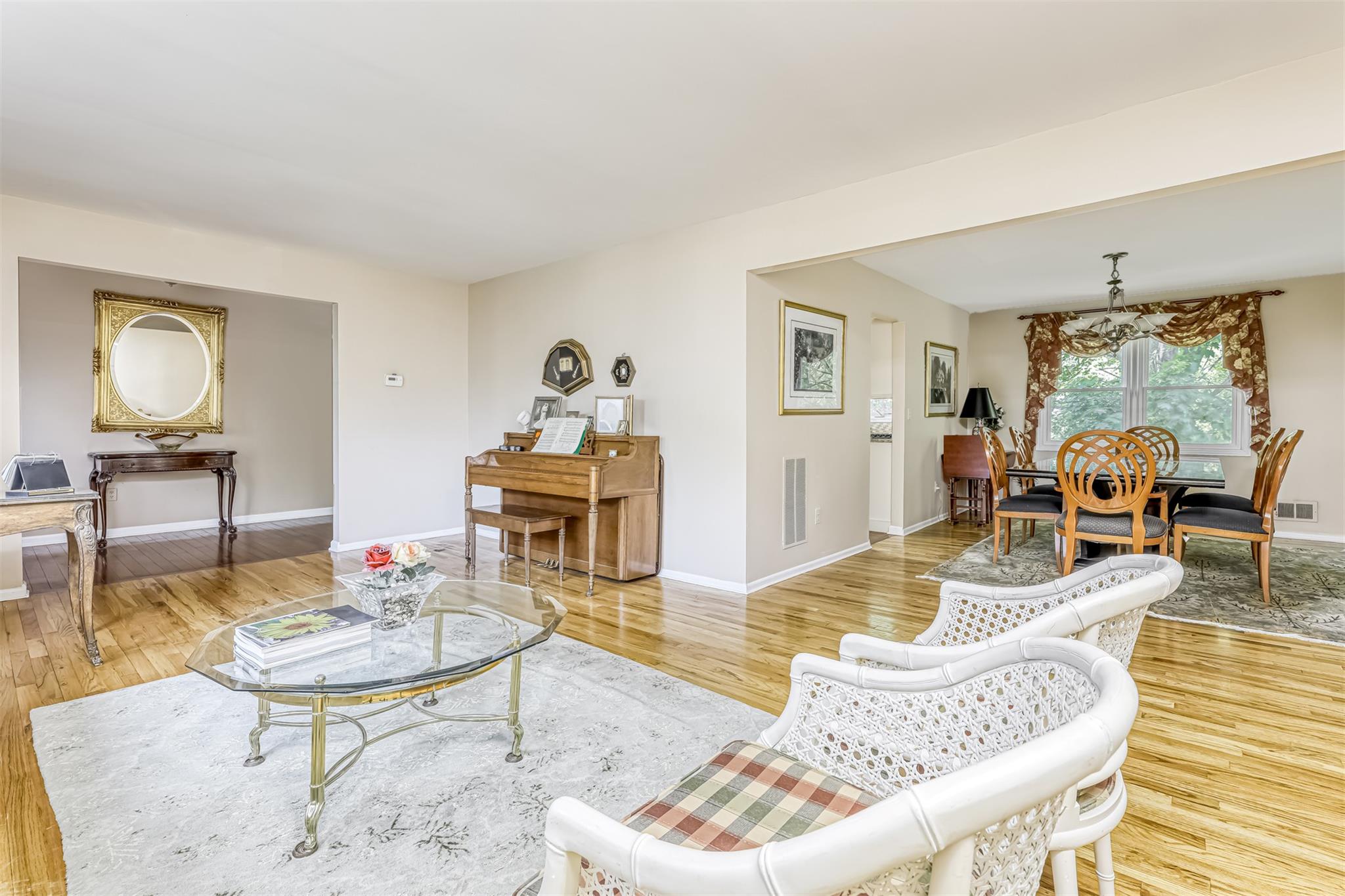 8 Ferndale Road, New City, New York image 5