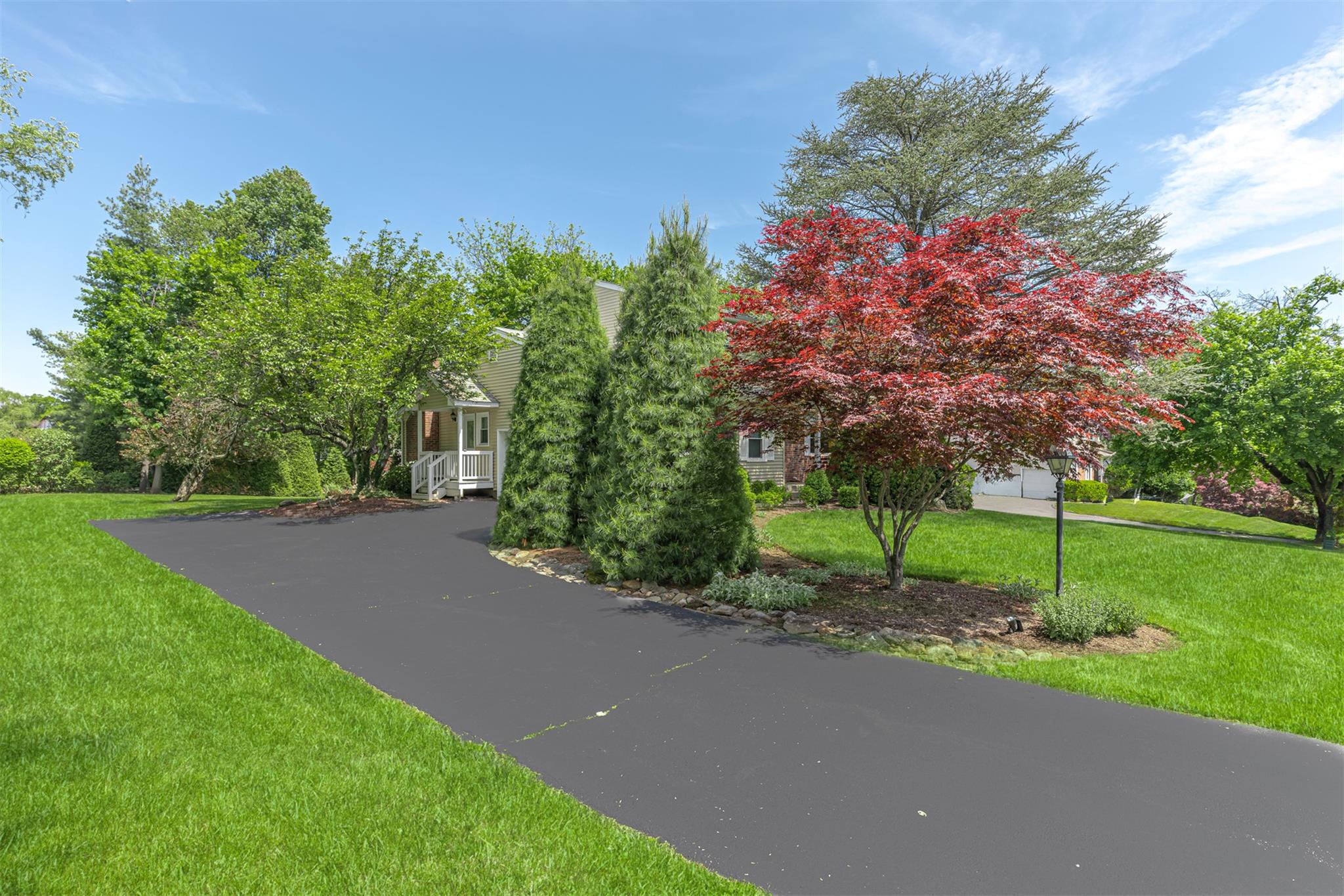 8 Ferndale Road, New City, New York image 2