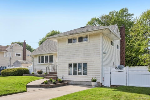 Photo for 7 Bowden Drive