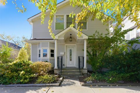 Photo of 509 Lincoln Boulevard, Long Beach, NY 11561 (MLS # 935290)