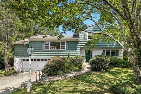 71 Apawamis Avenue Rye NY 10580
