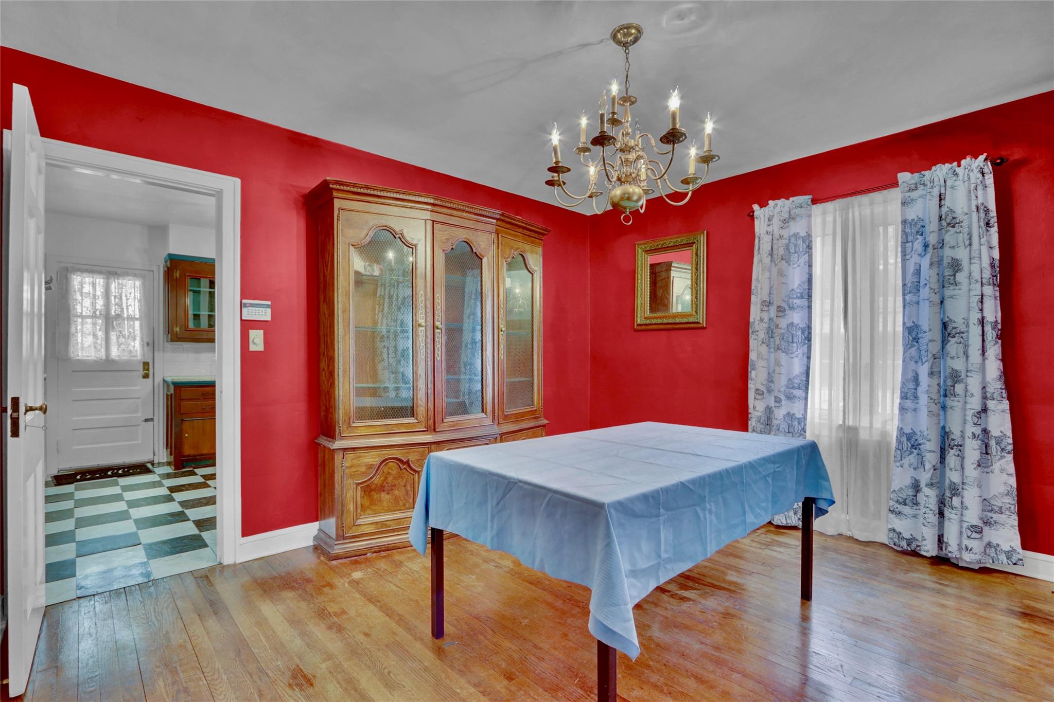 255 Ocean Avenue, Malverne, New York image 12