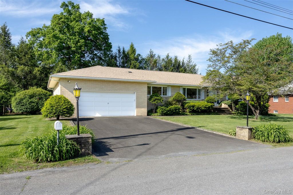 Photo of 26 Seyler Terrace, Saugerties, NY 12477 (MLS # 1002676)