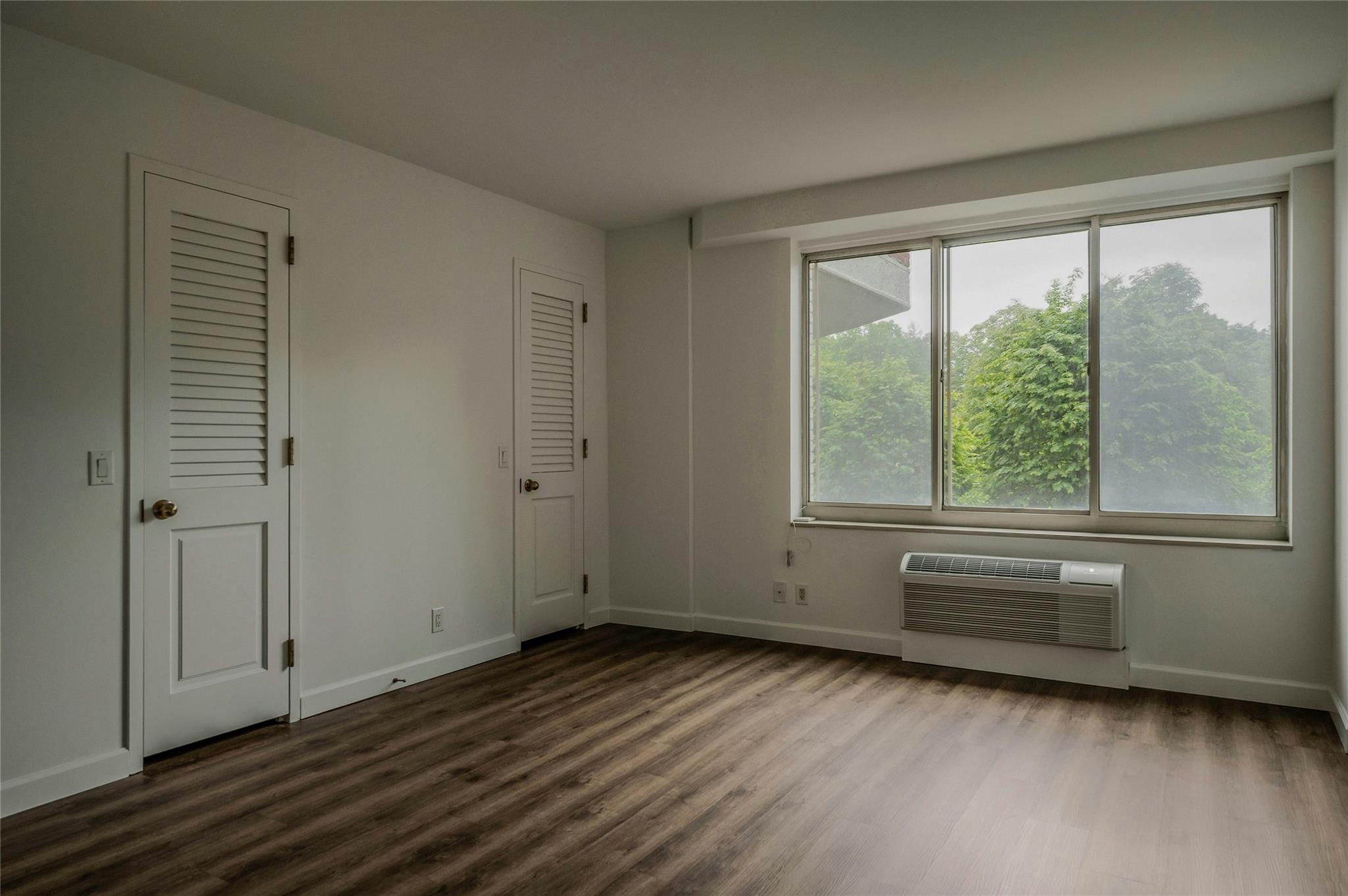 100 Hilton Avenue #M9, Garden City, New York image 15
