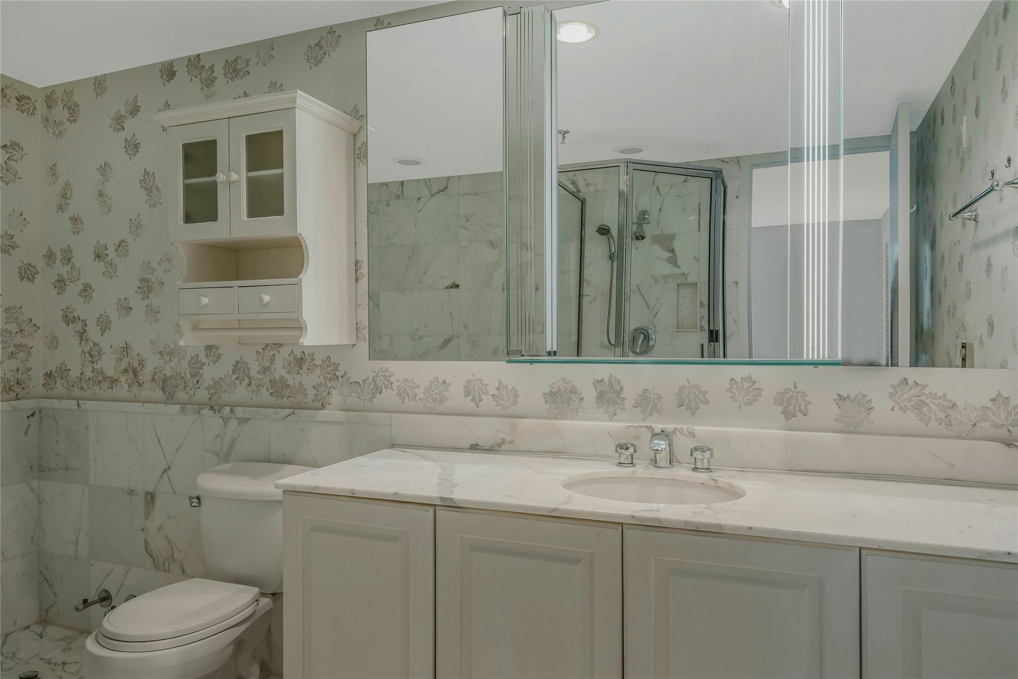 100 Hilton Avenue #M9, Garden City, New York image 20
