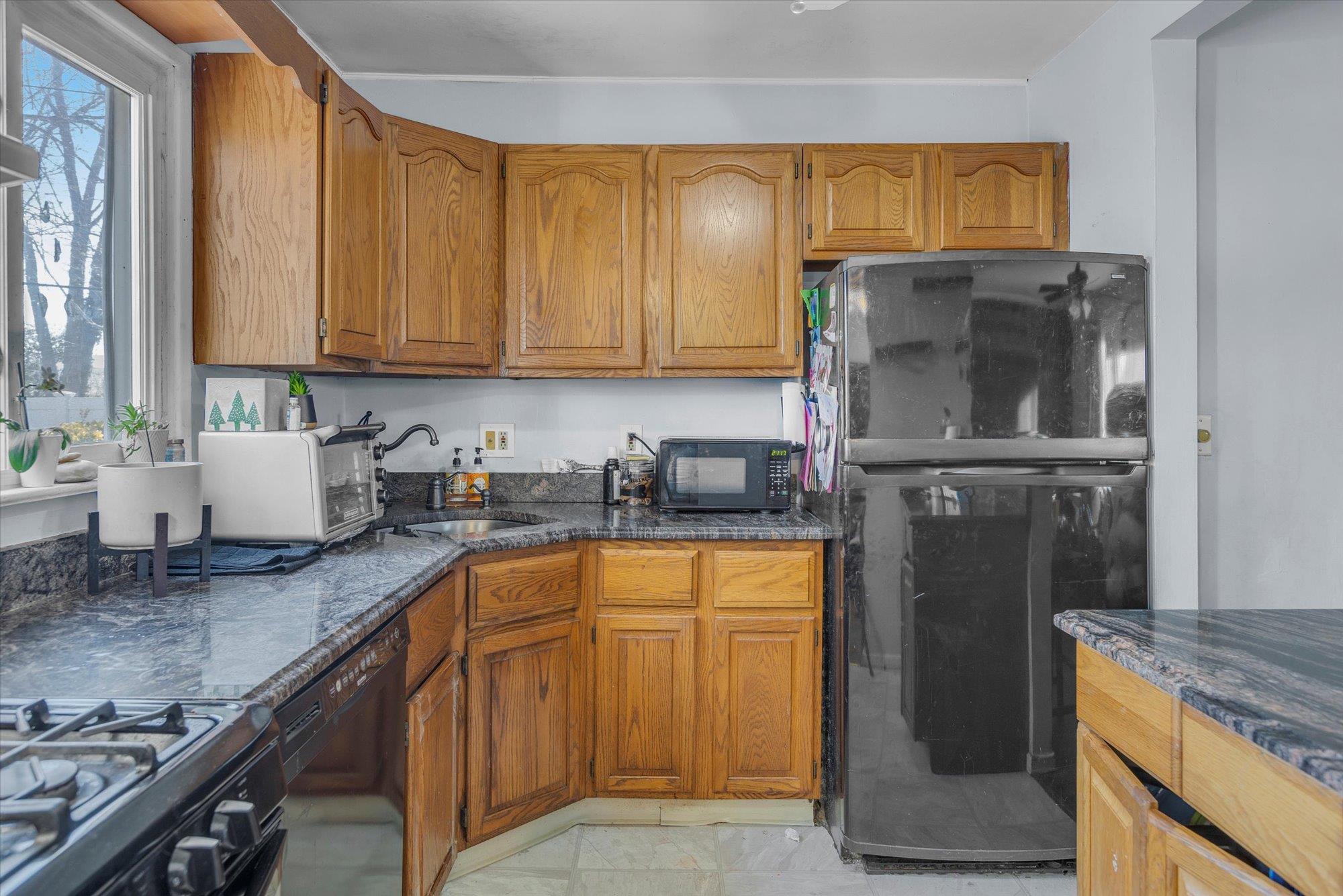 68 Picket Lane, Centereach, New York image 6