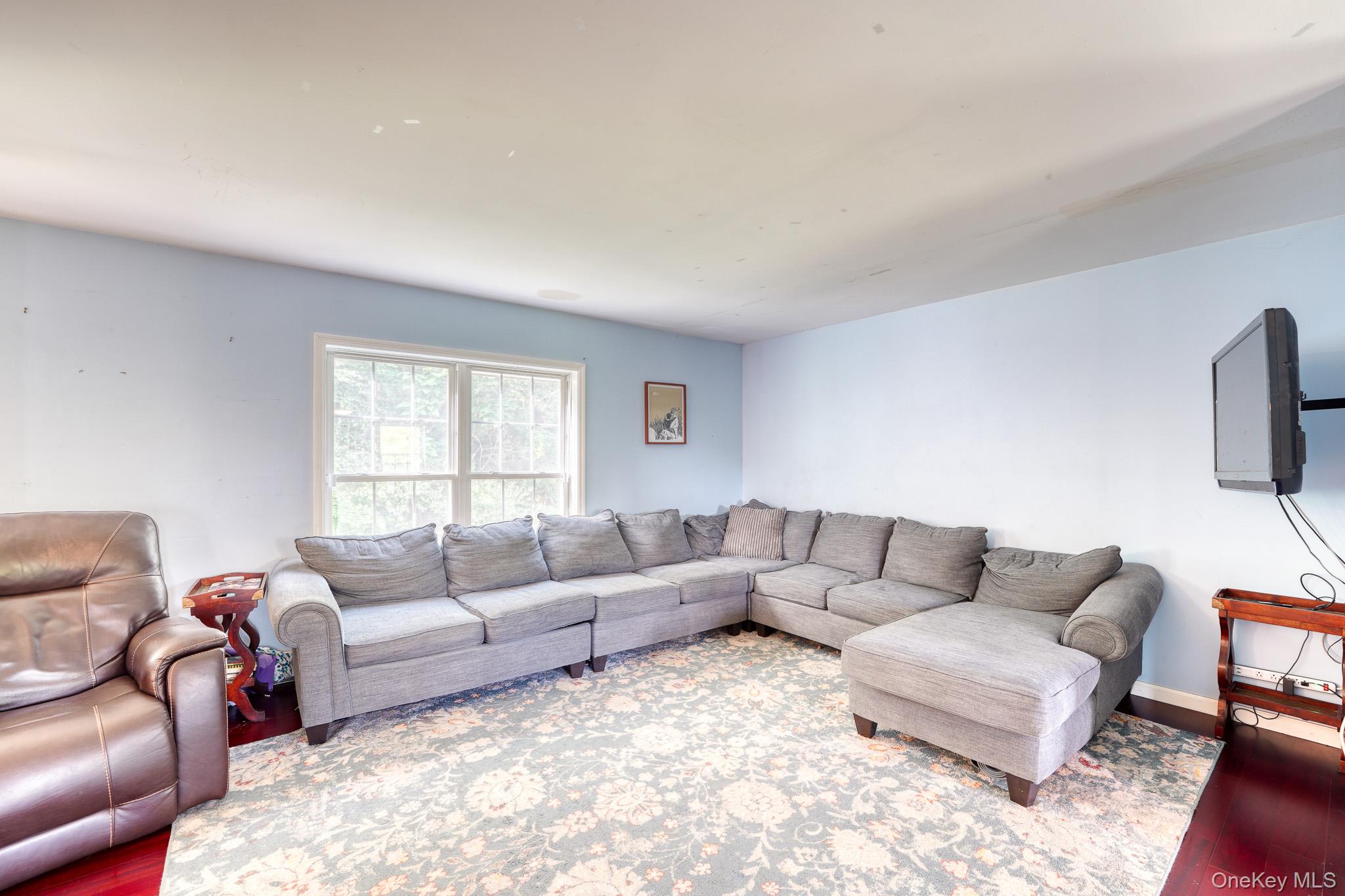 99 Milton Turnpike