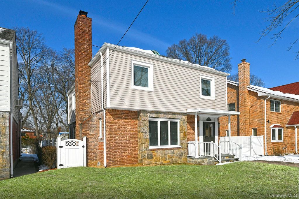 Photo of 222-03 Kingsbury Avenue, Bayside, NY 11364 (MLS # 965495)