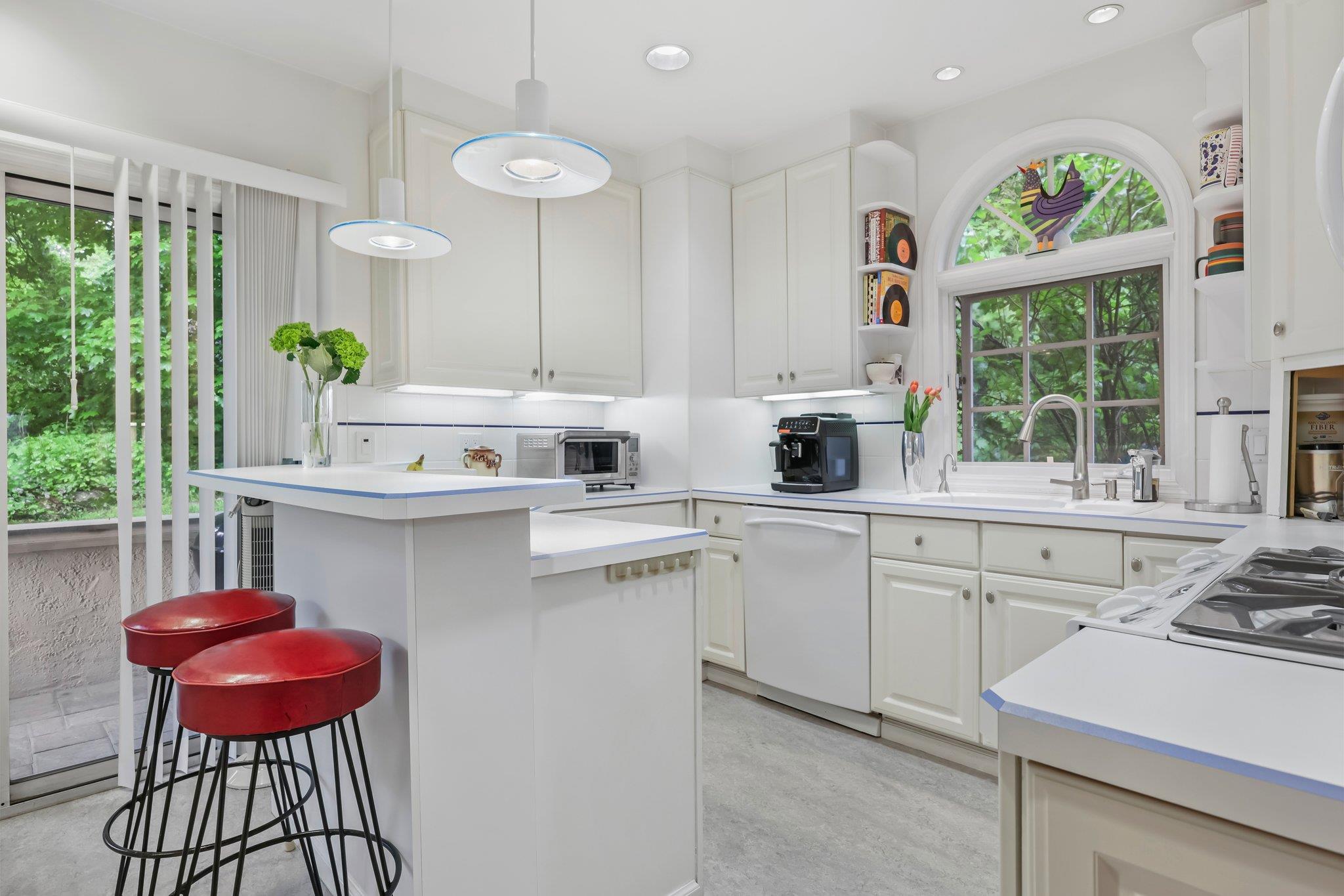 15 Bogert Avenue, White Plains, New York image 7