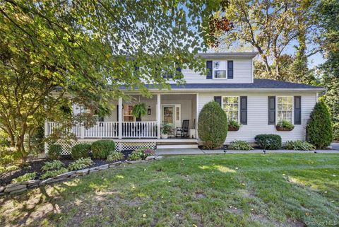 Homes For Sale - 126 Foxwood Dr Dr<br/> Orange County, Newburgh, NY 12550