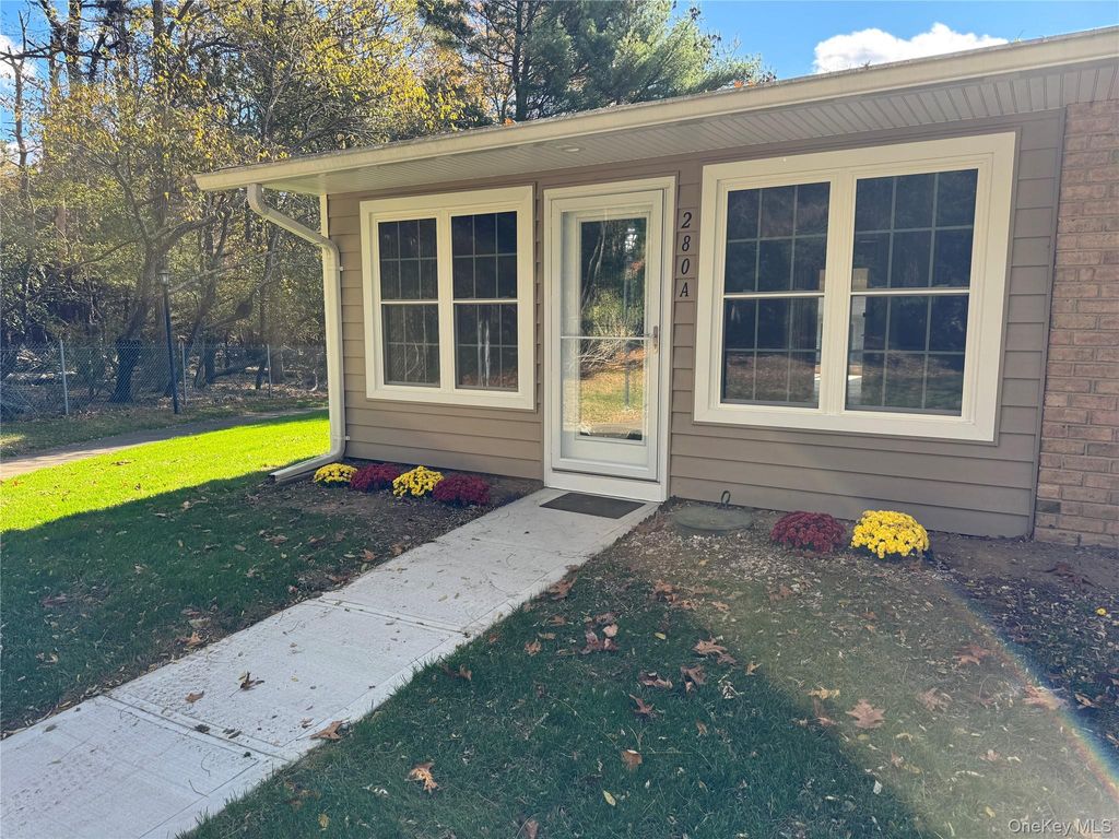 Photo of 280 Berwick Court #A, Ridge, NY 11961 (MLS # 927775)