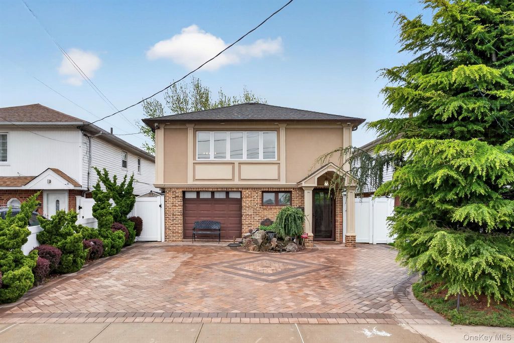 Photo of 16015 90th Street, Howard Beach, NY 11414 (MLS # 992954)