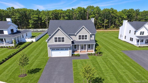 Homes For Sale - 11 Colonels Path<br/> Manorville, NY 11949