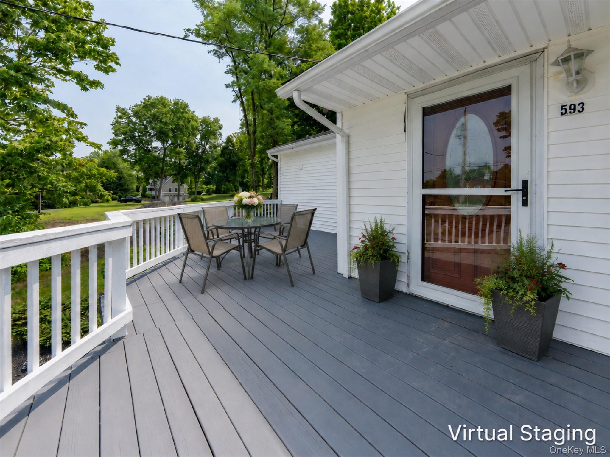 593 Creekside Road