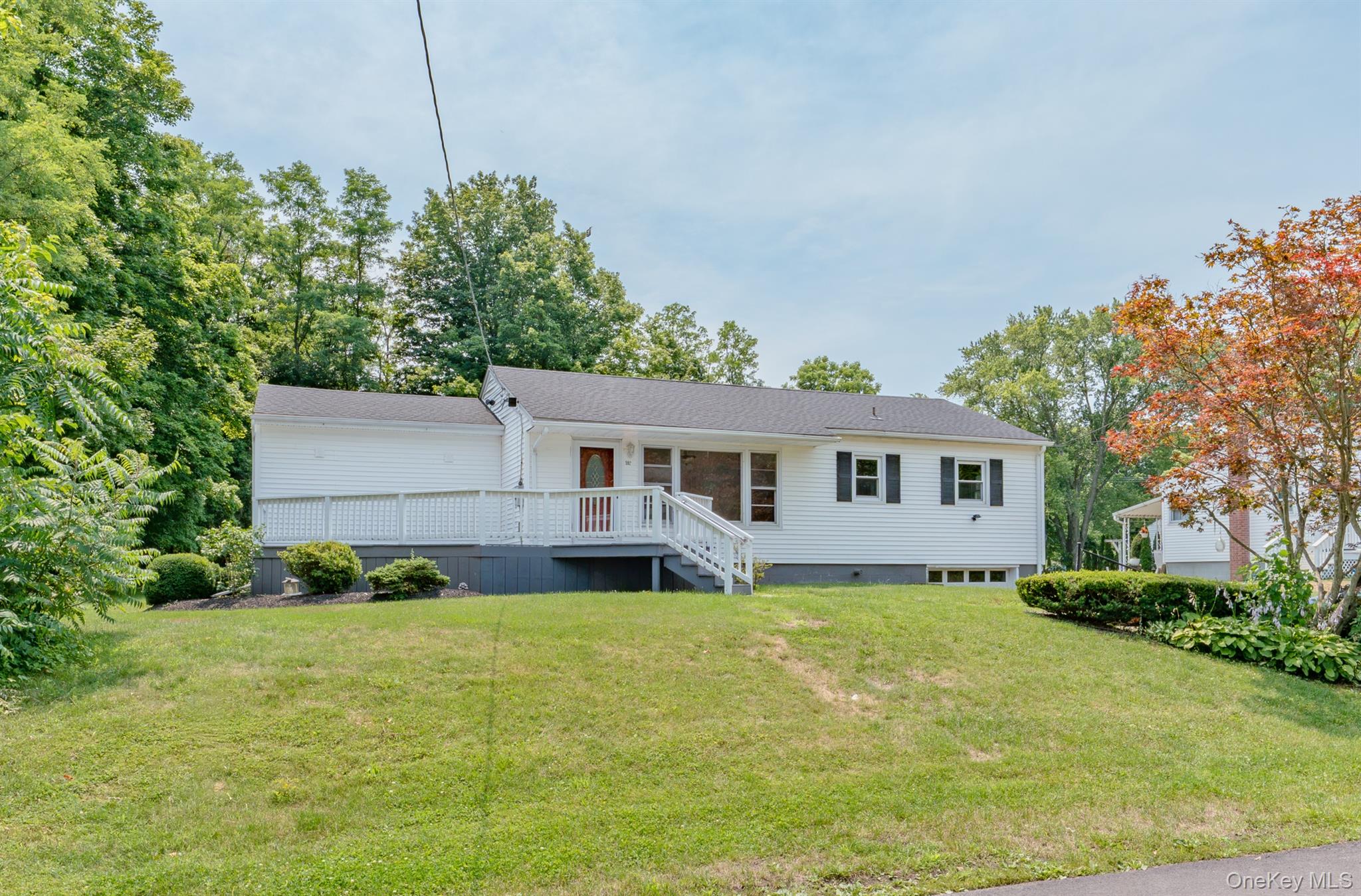 593 Creekside Road