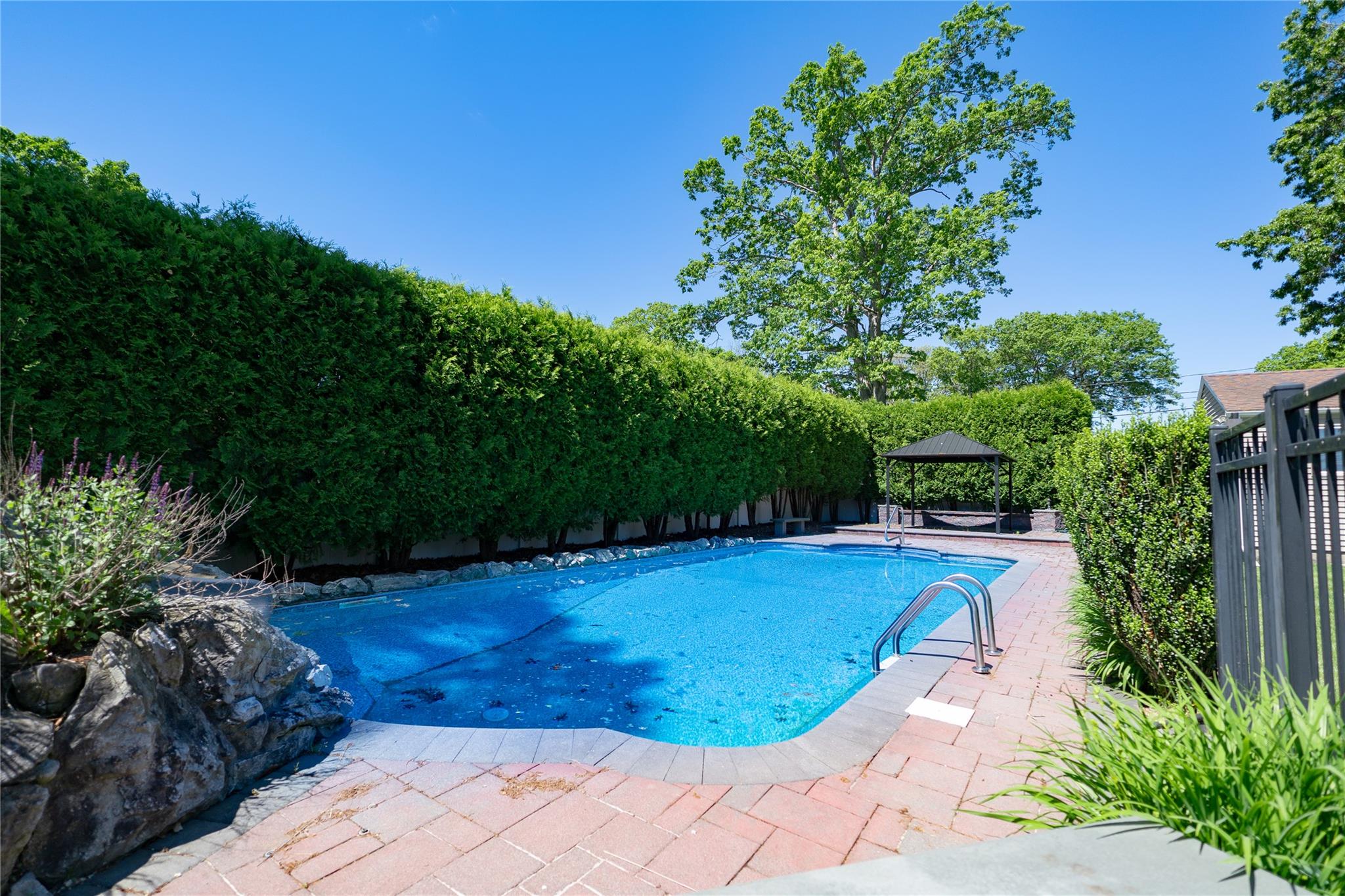 33 Woodland Avenue, Farmingdale, New York image 35