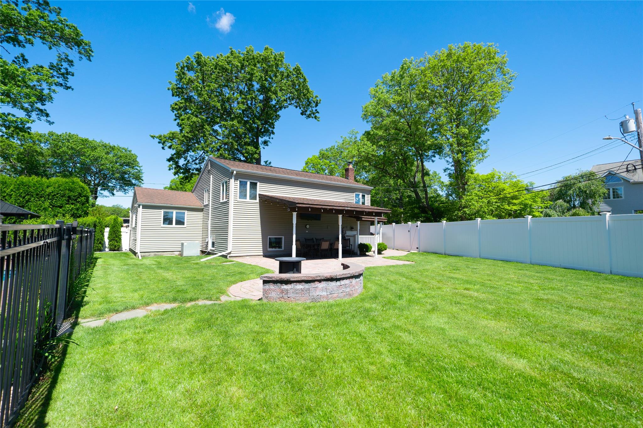 33 Woodland Avenue, Farmingdale, New York image 30