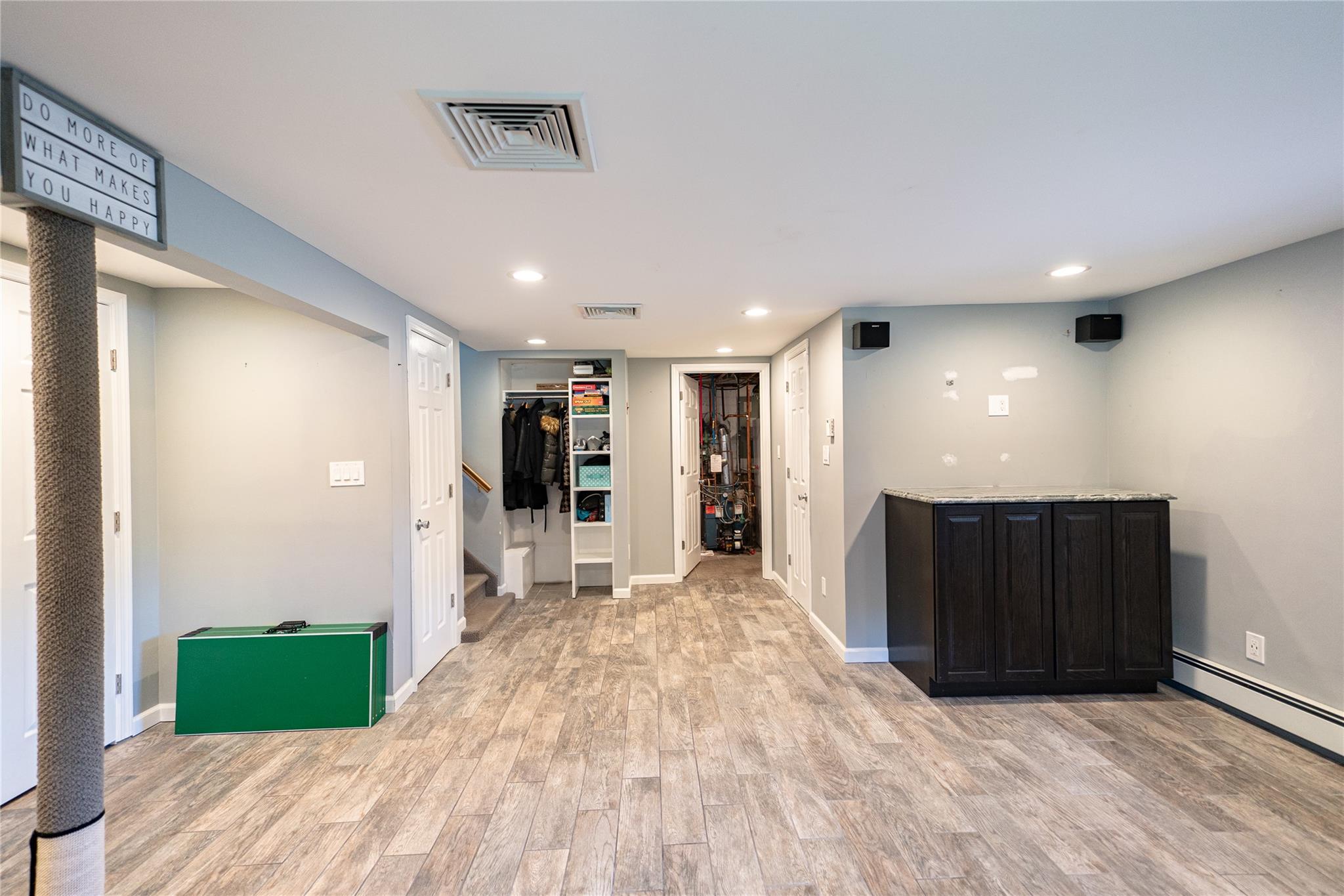 33 Woodland Avenue, Farmingdale, New York image 20