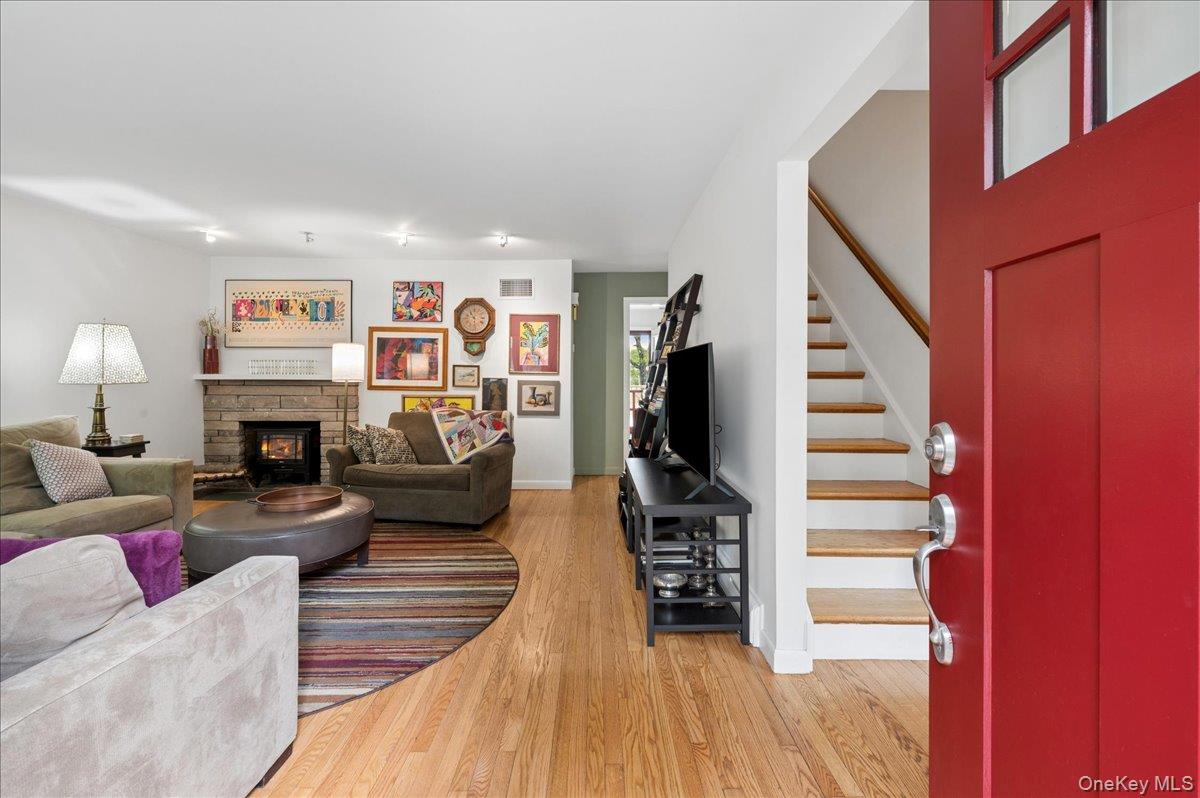 14 Kent Avenue