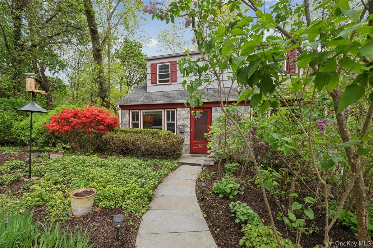 14 Kent Avenue