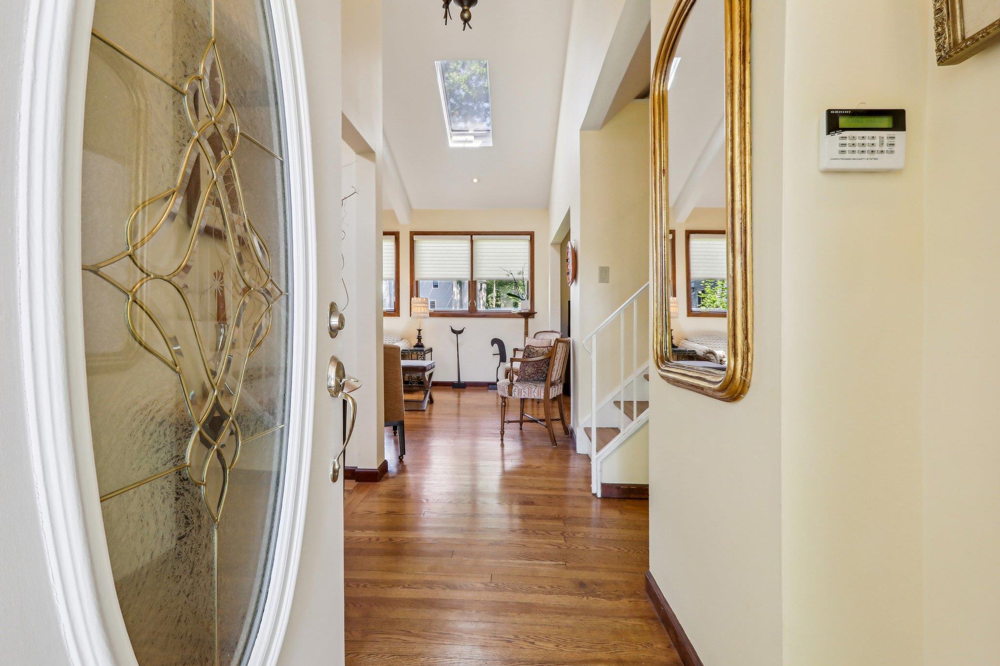 1 Meadowood Path, New Rochelle, New York image 4