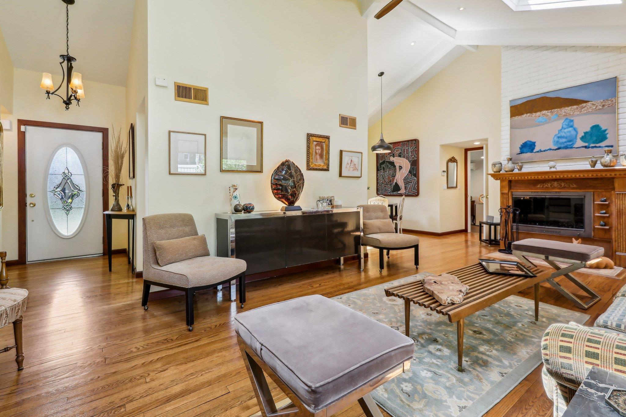 1 Meadowood Path, New Rochelle, New York image 9