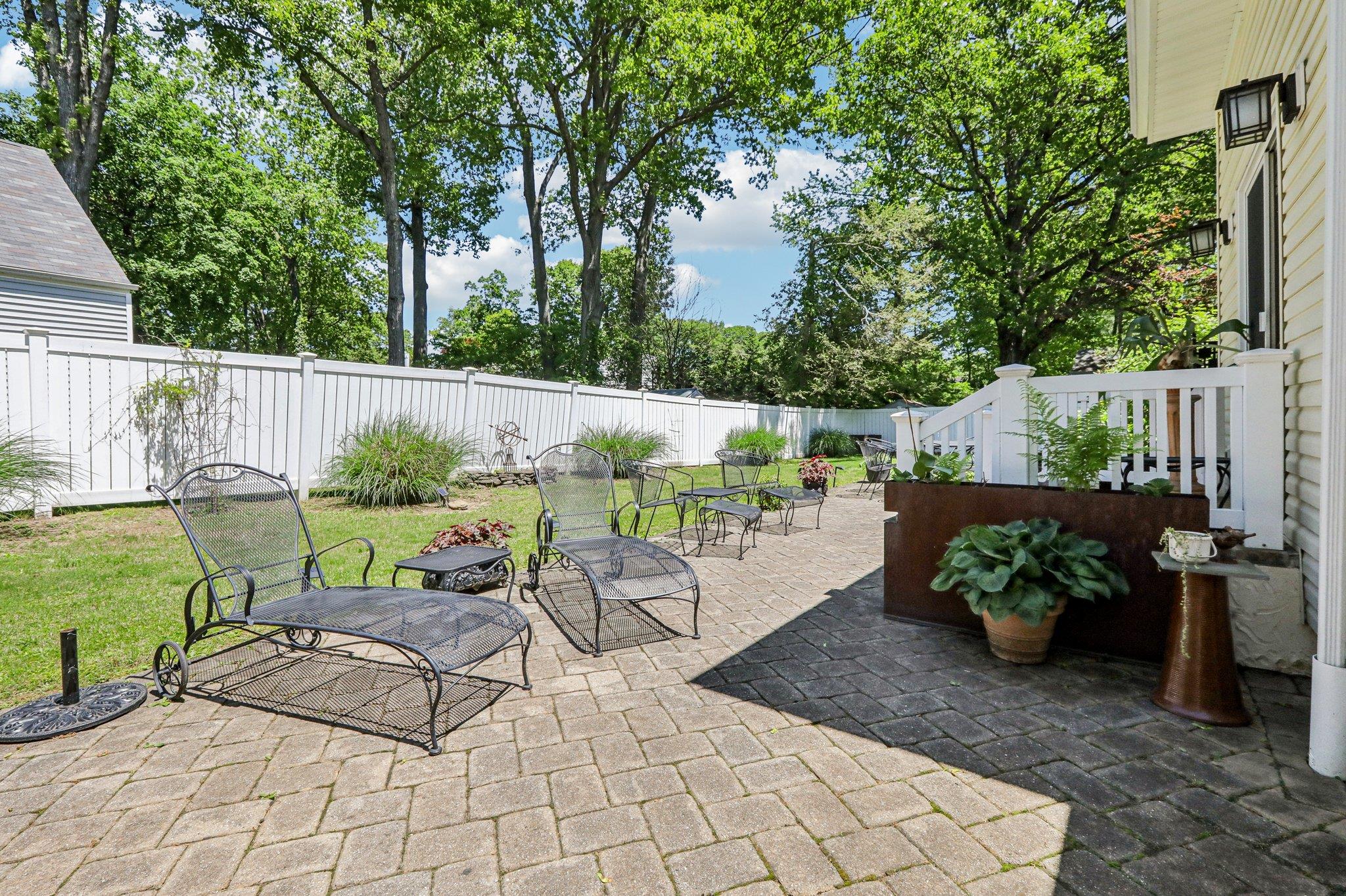 1 Meadowood Path, New Rochelle, New York image 33