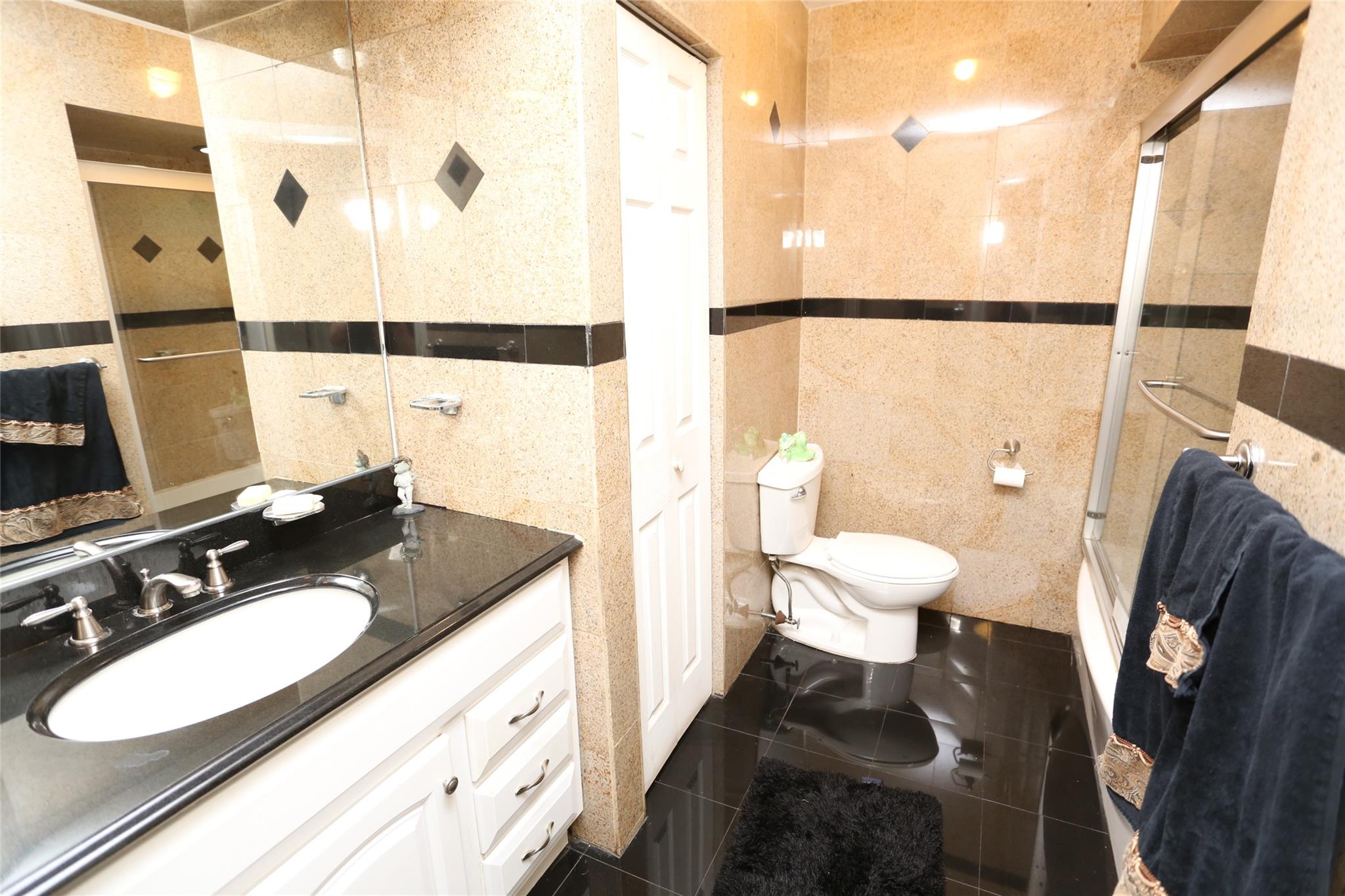 8 Windmill Lane, New City, New York image 21