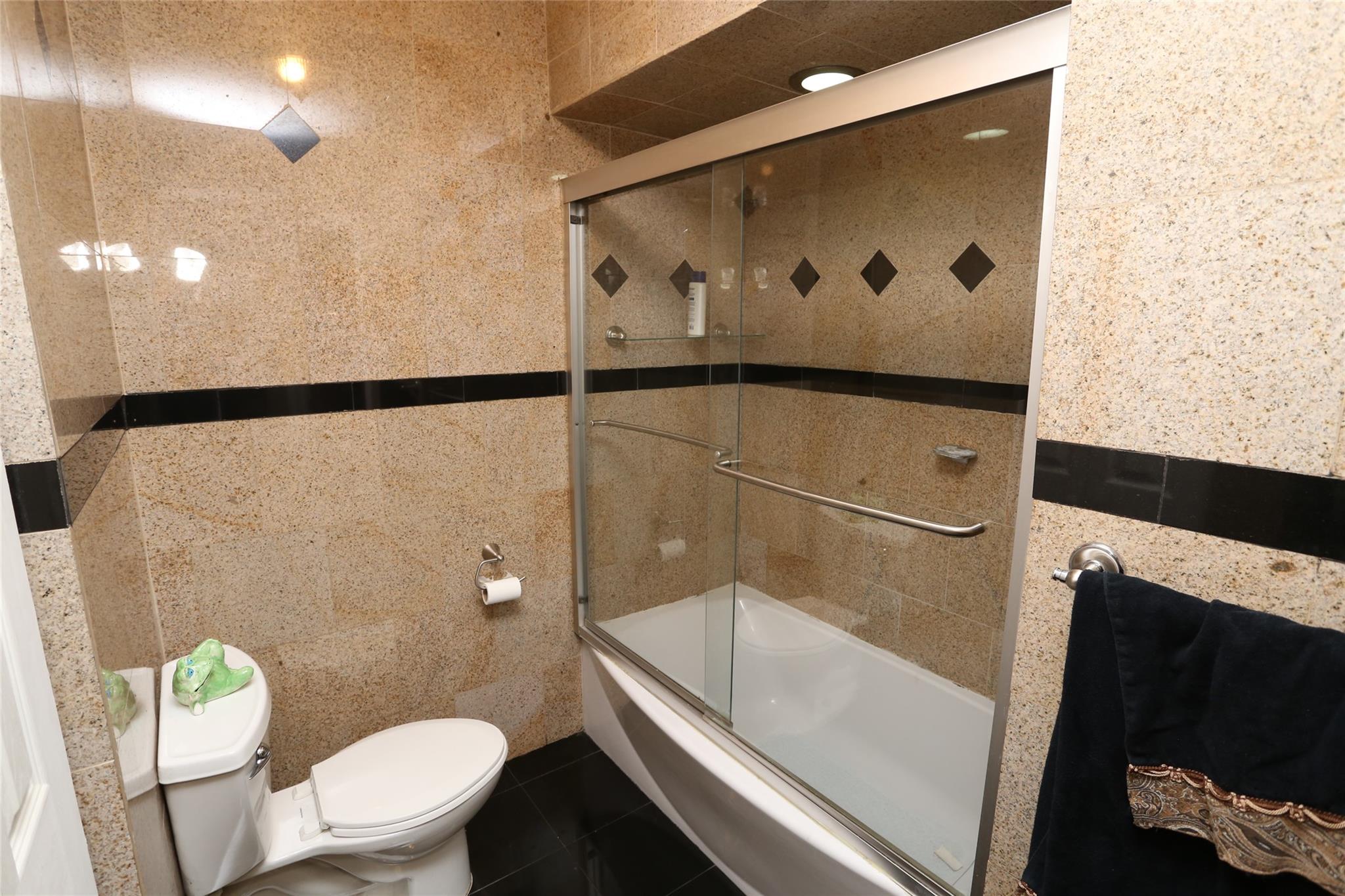 8 Windmill Lane, New City, New York image 22