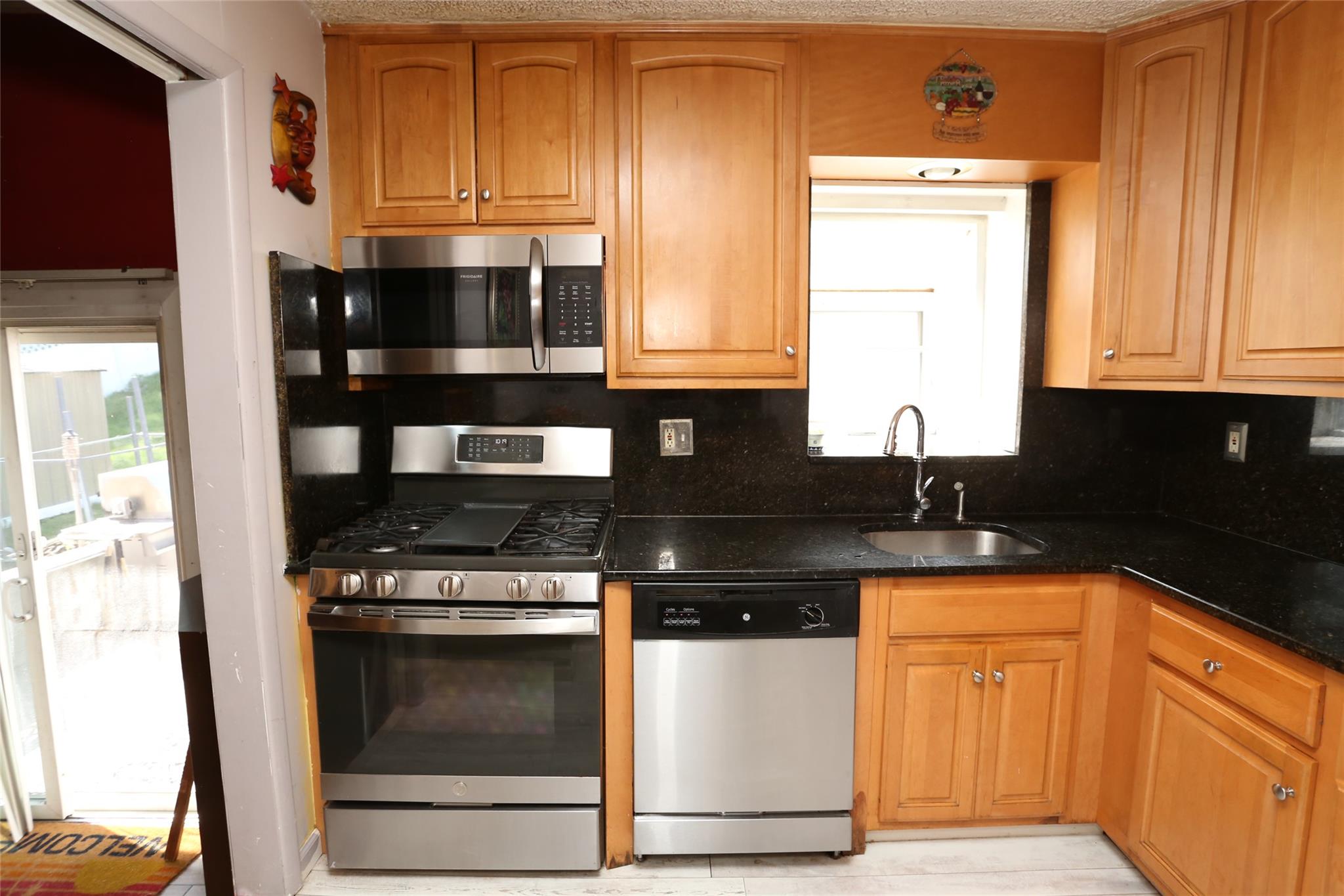 8 Windmill Lane, New City, New York image 8
