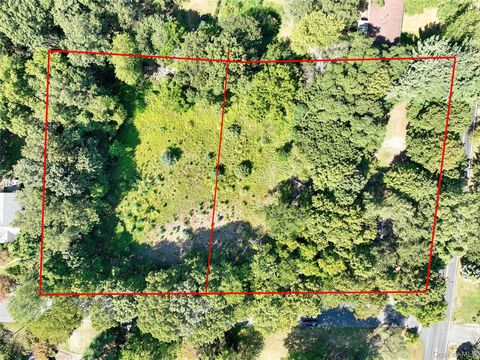 6 Bellows Lane Chestnut Ridge NY 10952